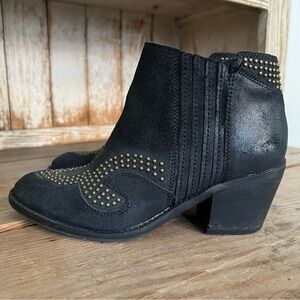 Lucky Brand Black Gold Studded Ankle Boots Size 7